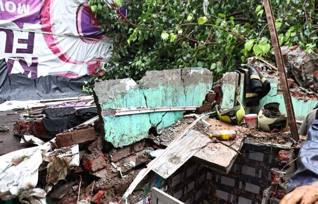 कुर्ला में पहाड़ी का मलबा गिरने से 6 की मौत, 4 घायल; मृतकों के वारिसों को 4 लाख की मदद