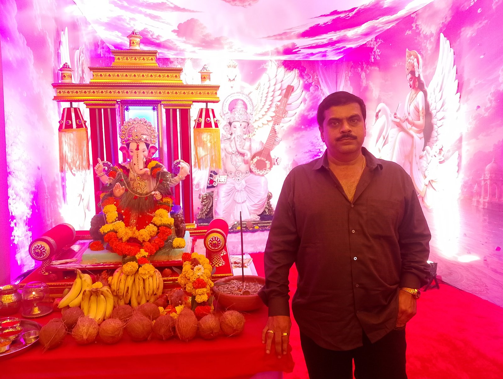 वसई फाटा पर 20 वर्षों से हो रहा सार्वजनिक गणेशोत्सव, श्रद्धालुओं ने की गणपति आराधना